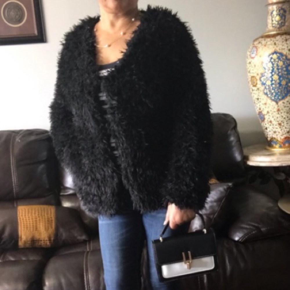 Faux Fur light weight coat/ jacket Size M fully lining